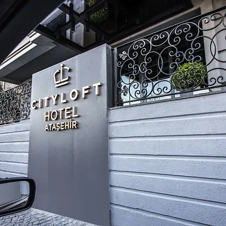 81号城市阁楼酒店 4*