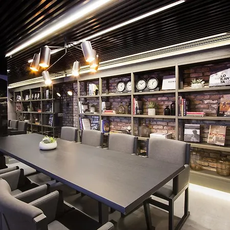 Hotell Cityloft 81 4*